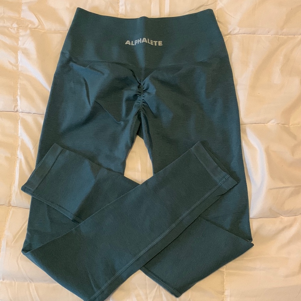 Alphalete Amplify leggings